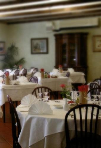 Albergo Ristorante La Scaiola Nuvolera Kültér fotó